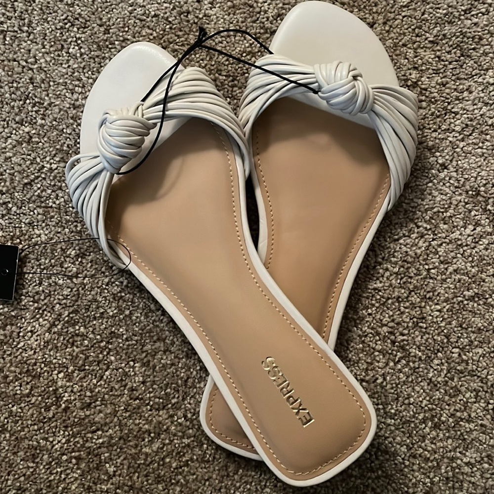 Express Sandals